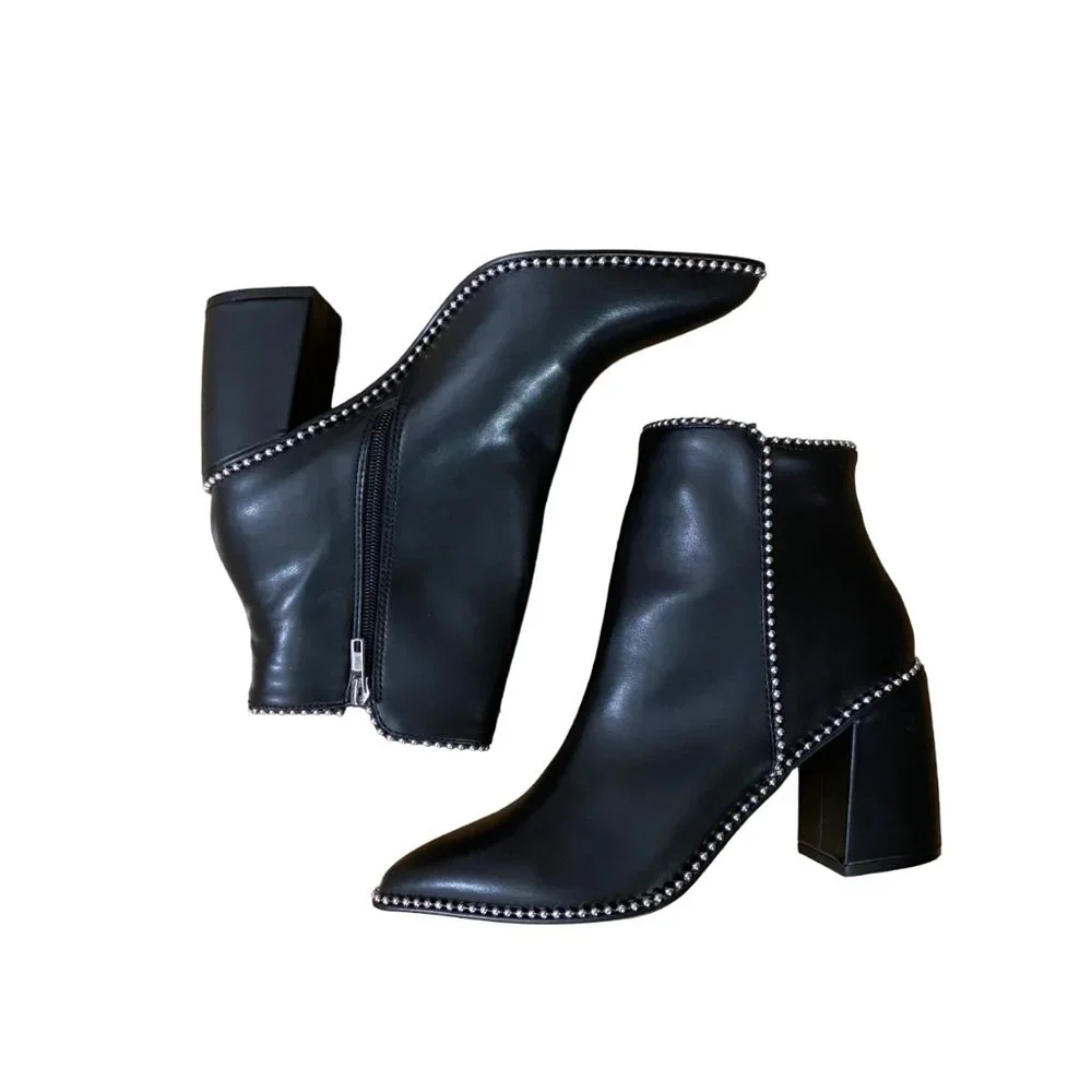 {Steve Madden} NIB Black Jinxed Embellished Pointed Toe Ankle Boots - size 10 - Picture 1 of 9